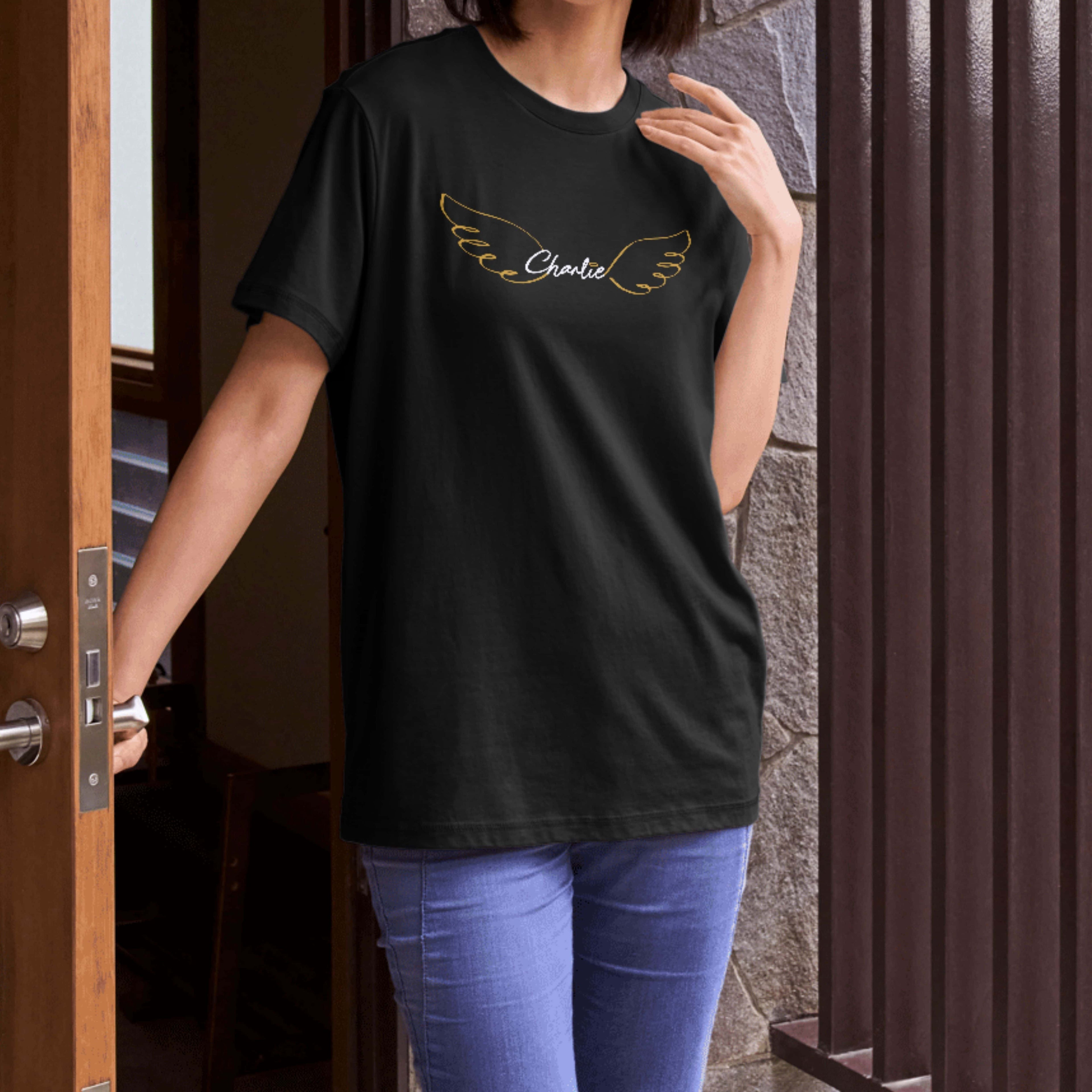 Black short sleeve t-shirt